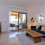 Newly Renovated With Amazing View Apartamento *