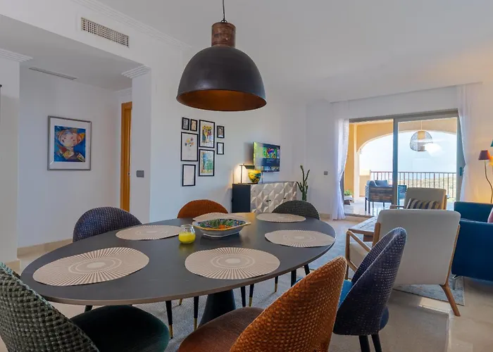 Newly Renovated With Amazing View Διαμέρισμα Εστεπόνα